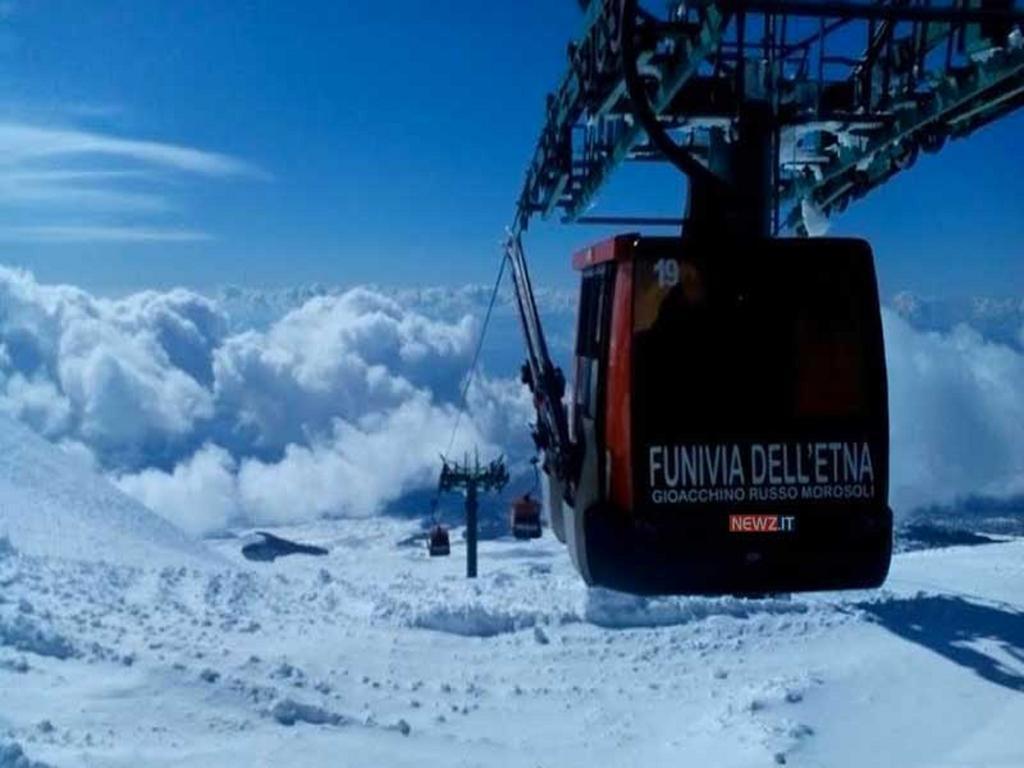 Вілла Etna Dimora Dei Saponari Трекастаньї Екстер'єр фото