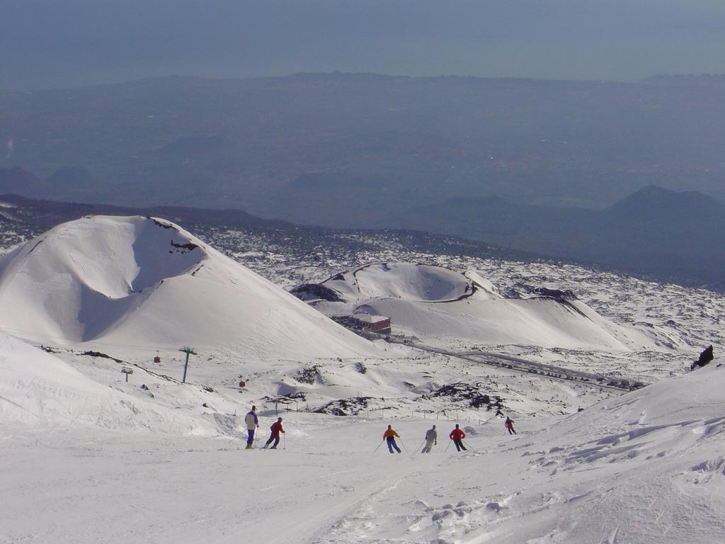 Вілла Etna Dimora Dei Saponari Трекастаньї Екстер'єр фото